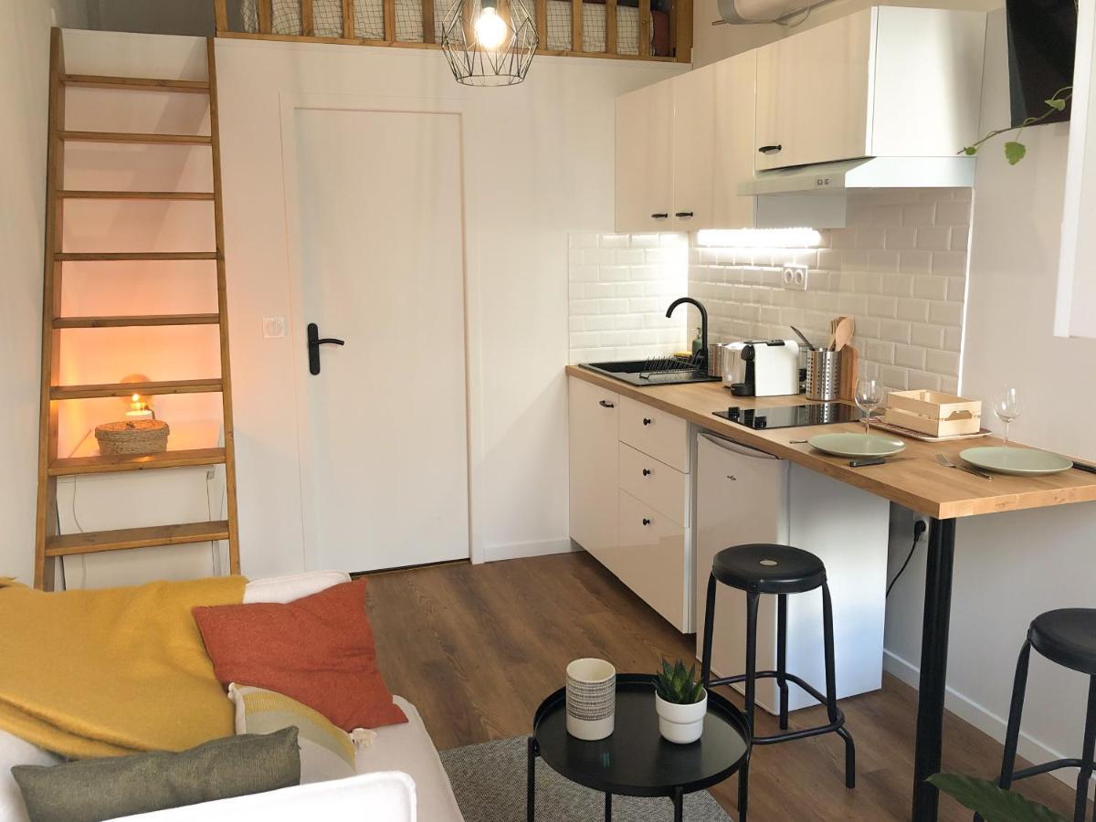 Studio Climatise - Gare - Centre Ville 尼姆 外观 照片